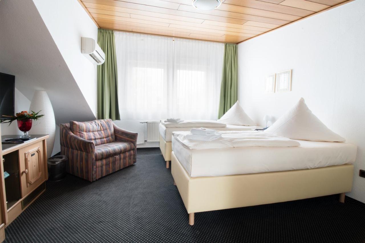 Hotel Zum Eisenhammer Oberhausen  Exterior photo